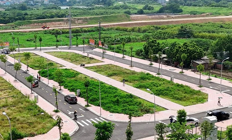 Nên đầu tư đất đấu giá hay đất dân sau sát nhập tỉnh